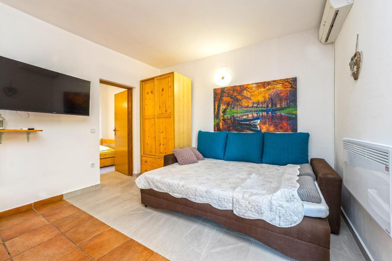 Apartments Jonke マンドレ エクステリア 写真